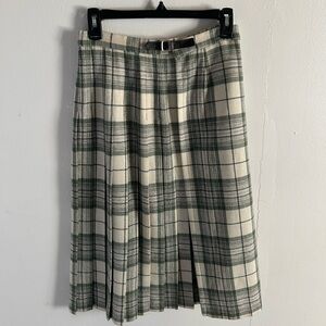 Vintage Plaid White and Green Pleated Wool Skirt/Kilt Made in Scotland